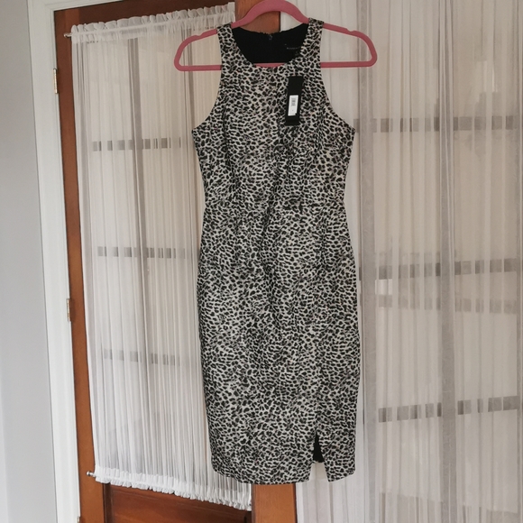 Banana Republic stunning animal print dress, size 6, black/beige/silver - Picture 2 of 6